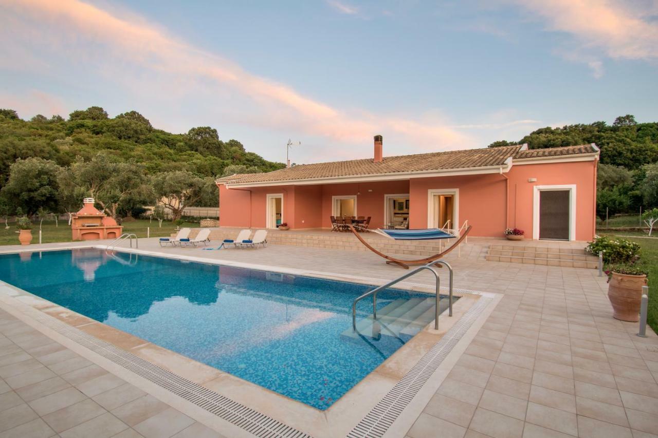 Villa Corfu Erimitis à Agios Stefanos  Extérieur photo