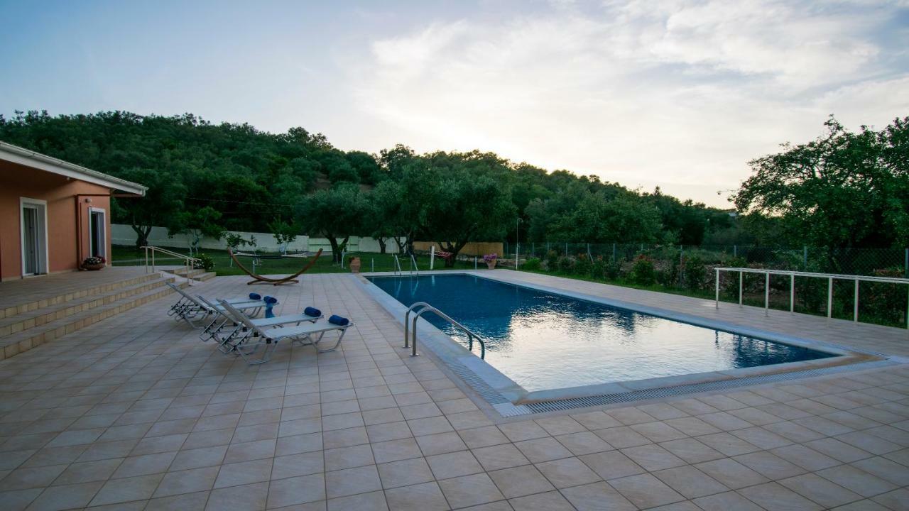 Villa Corfu Erimitis à Agios Stefanos  Extérieur photo